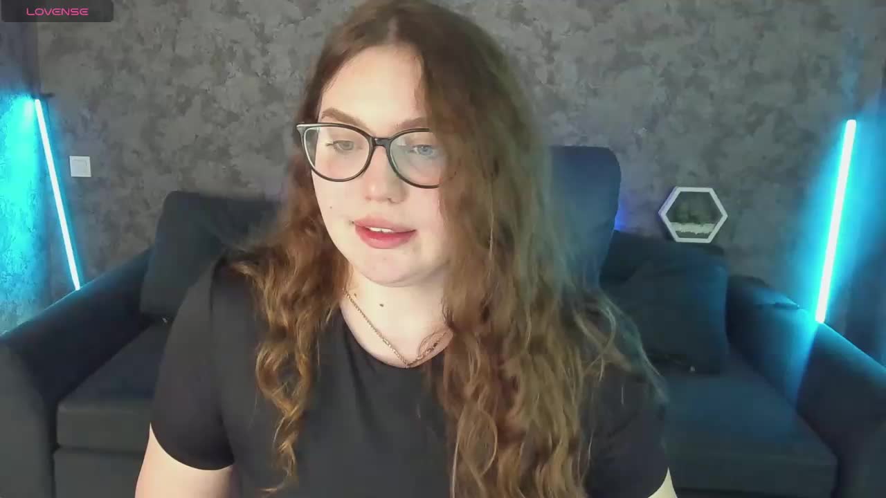 LuxSopphia Adult Chat March 31, 2026