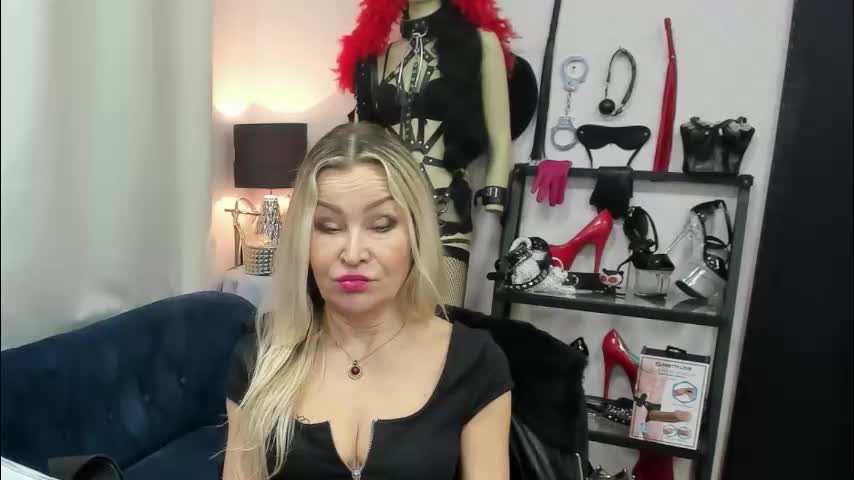 crystalxohotty Adult Chat March 31, 2026