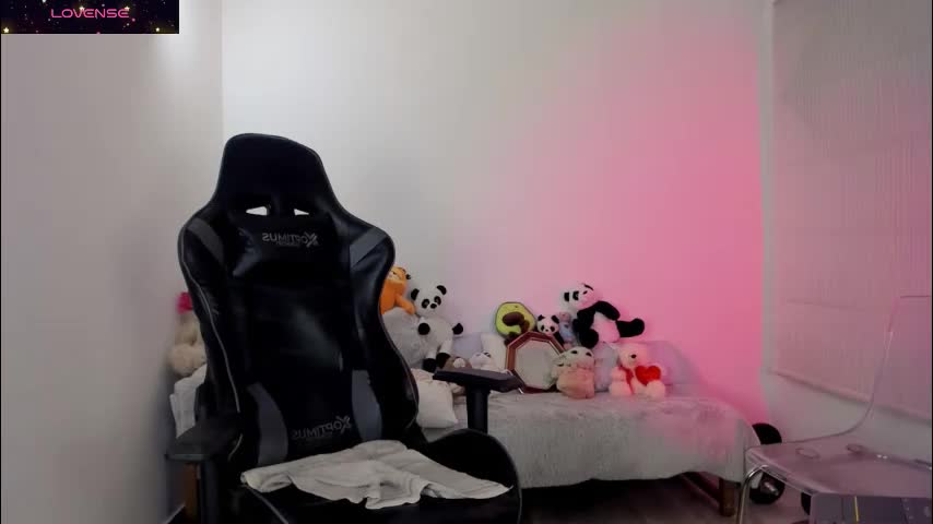 biancastrongg Adult Chat April 1, 2026