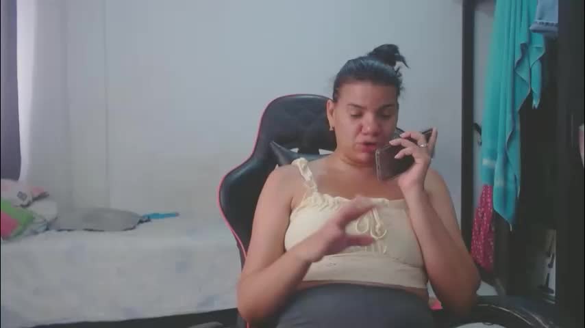 ariannaloovel Adult Chat March 31, 2026