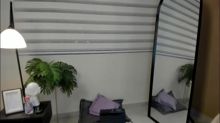 caty_loves Adult Chat March 31, 2026