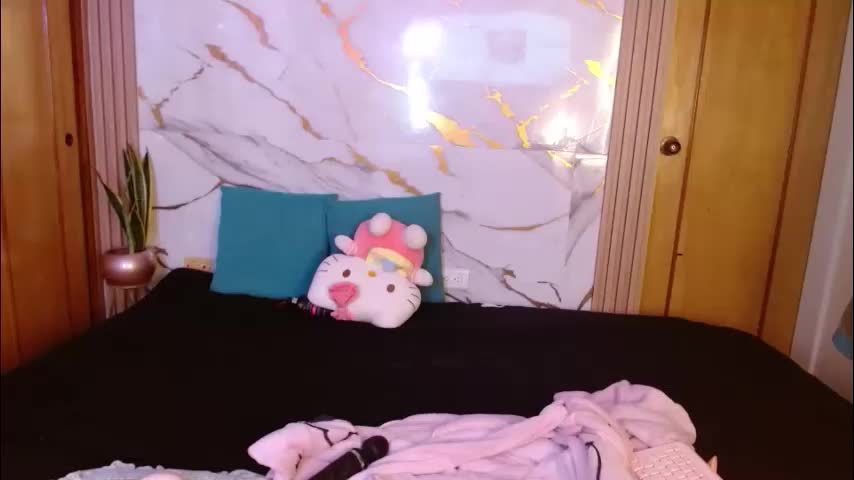 w_kittycat Adult Chat March 31, 2026