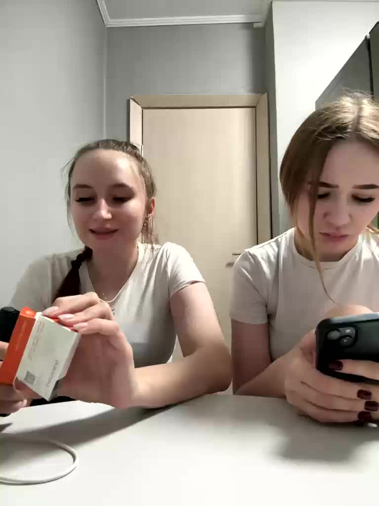 Kira_Sofia Adult Chat March 31, 2026