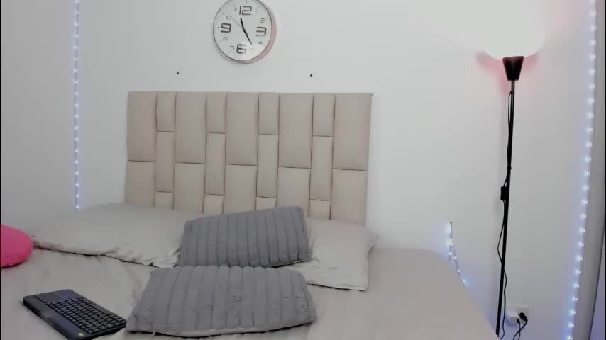 sopphiefox Adult Chat March 31, 2026