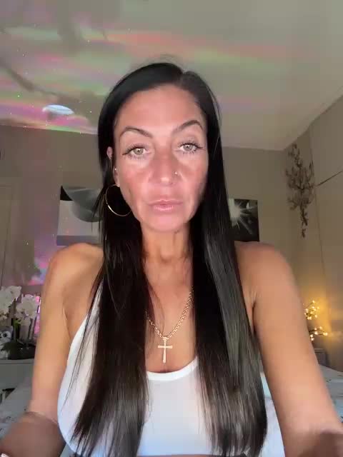 IrinkaGata Adult Chat April 1, 2026