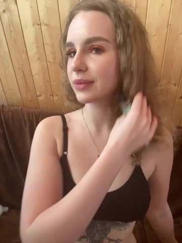 Sweetie_Kitty Adult Chat April 1, 2026