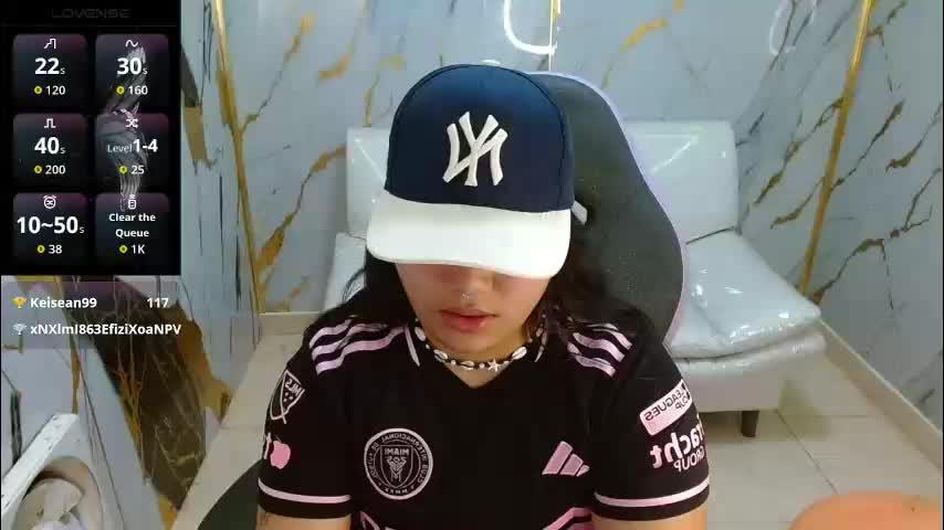 valeri_harpers4 Adult Chat April 1, 2026