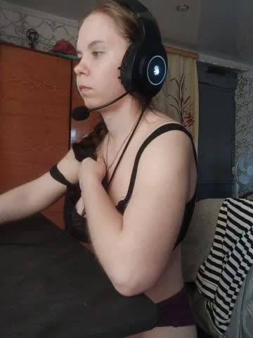 Kisa-malaya Adult Chat April 1, 2026