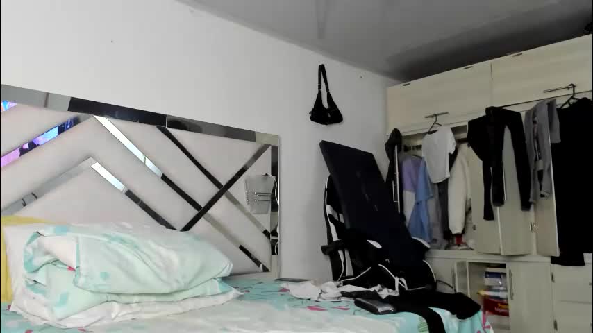 maybelline_666 Adult Chat April 1, 2026