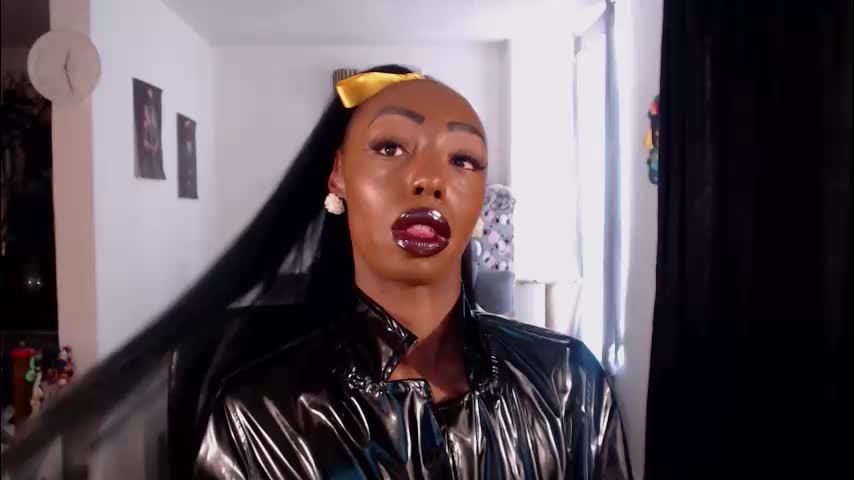 missemilie1 Adult Chat April 1, 2026