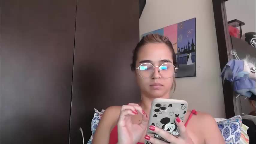 triana_bell Adult Chat April 1, 2026