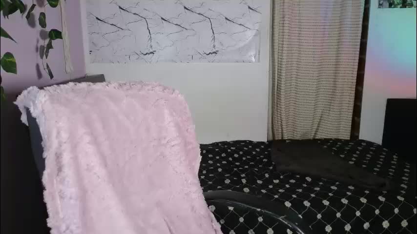 mariaajuana_ Adult Chat April 1, 2026