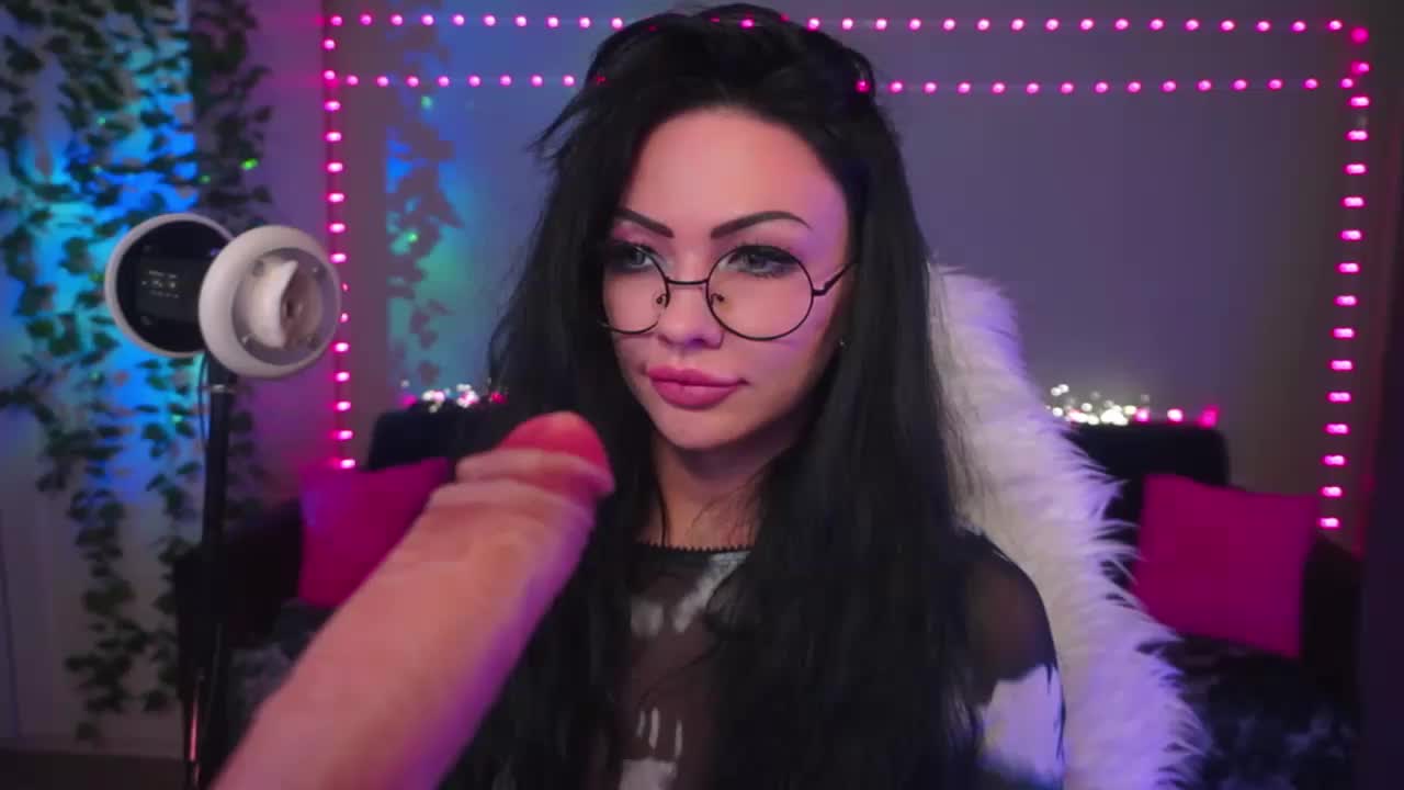 _CHARMER_ Adult Chat April 1, 2026