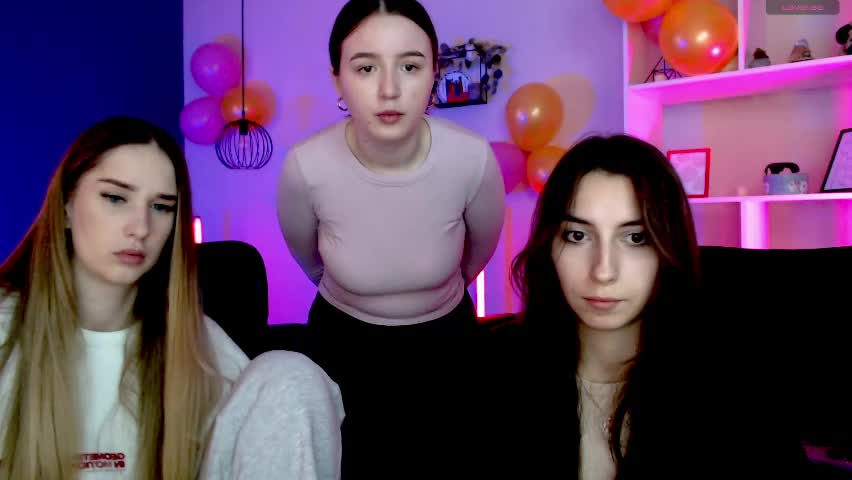 leslie_bird Adult Chat April 1, 2026