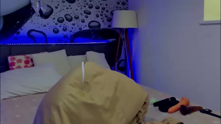 almafancy Adult Chat April 1, 2026