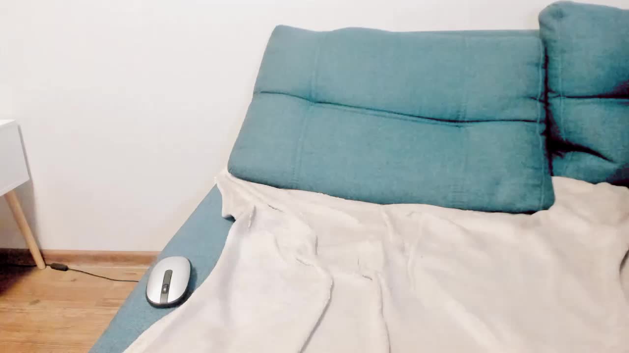 hotmiamix Adult Chat April 1, 2026