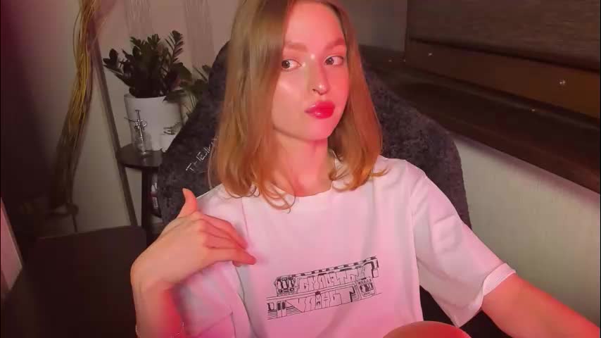 mollydangerous Adult Chat April 1, 2026