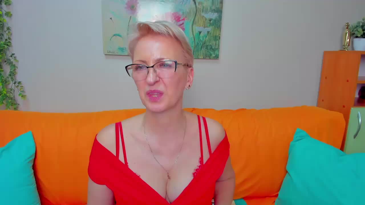 iamyourdream89 Adult Chat April 1, 2026