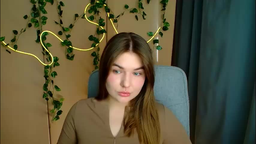 mia_lemm Adult Chat April 1, 2026