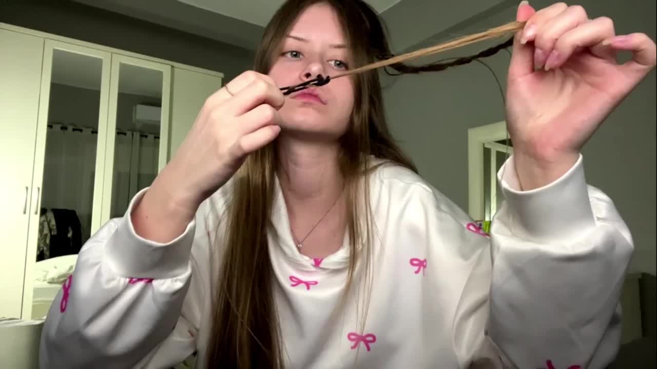 Luxxxu Adult Chat April 1, 2026