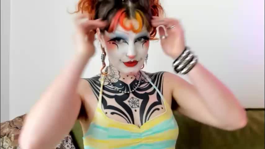 friskyflowers Adult Chat April 1, 2026