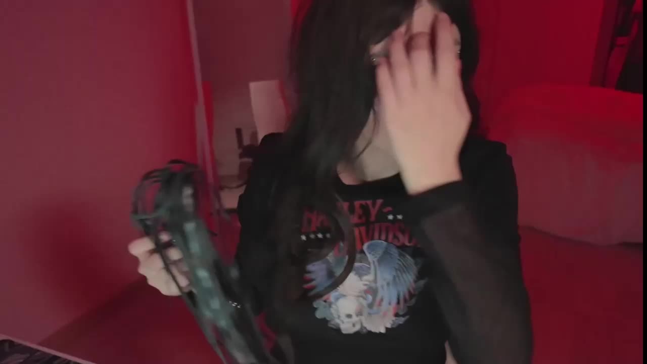 BettyBoobass Adult Chat April 1, 2026