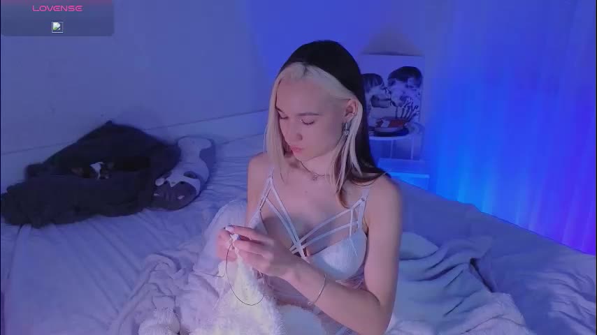 shey1i Adult Chat April 1, 2026