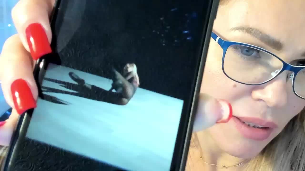 Lisa1225 Adult Chat April 1, 2026