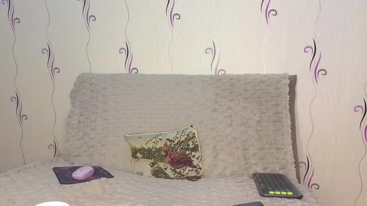 Secret_Smile Adult Chat April 1, 2026