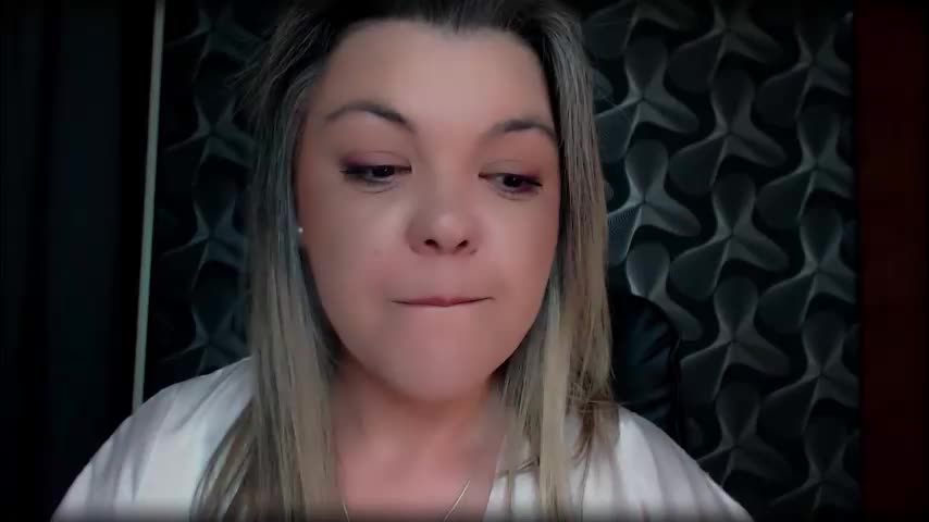 cyberdomme Adult Chat April 1, 2026
