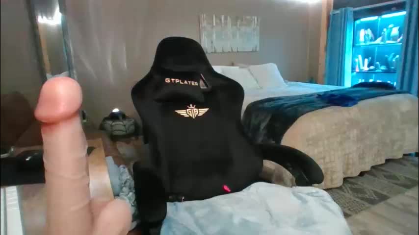 mavismable Adult Chat April 1, 2026