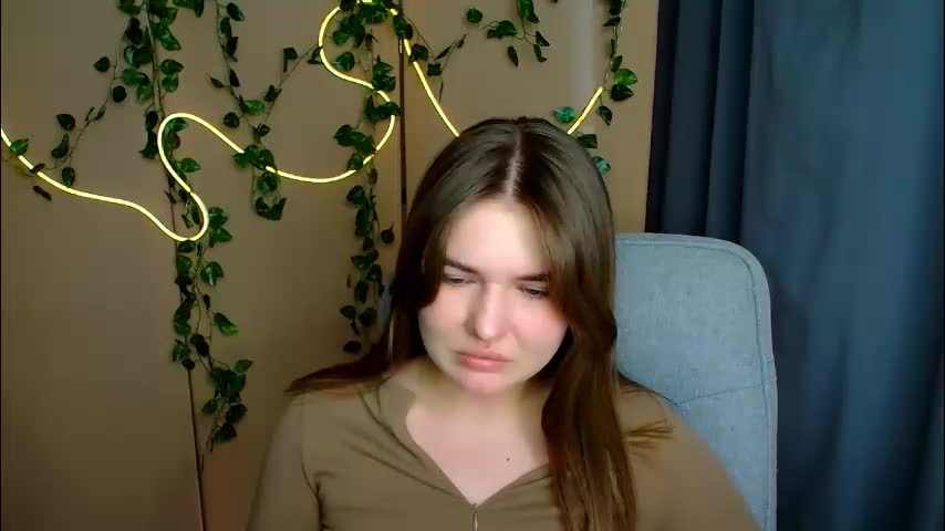 mia_lemm Adult Chat April 1, 2026