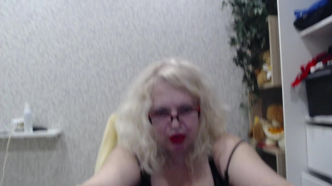 Alek-Sandra Adult Chat April 1, 2026