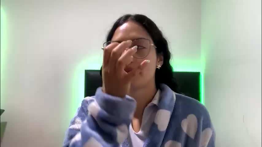 sofiawhite3 Adult Chat April 1, 2026