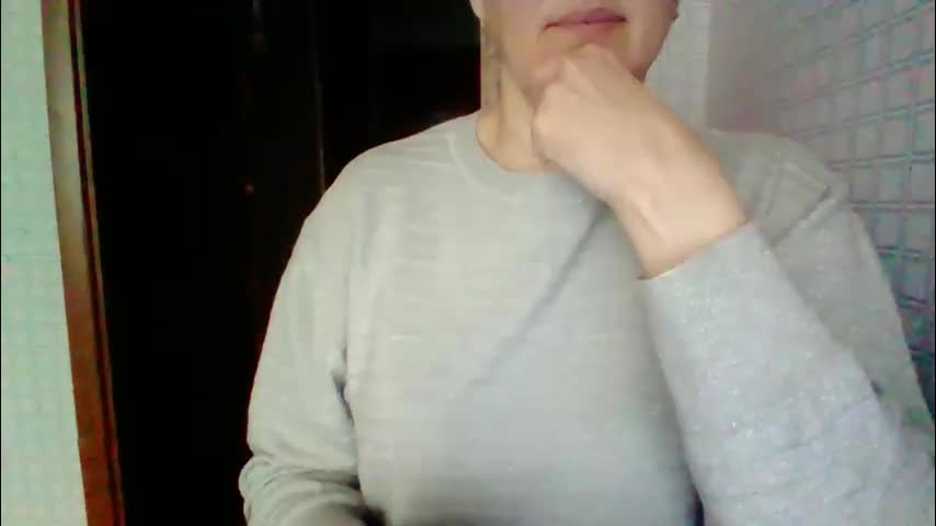 awesomeladyy Adult Chat April 1, 2026