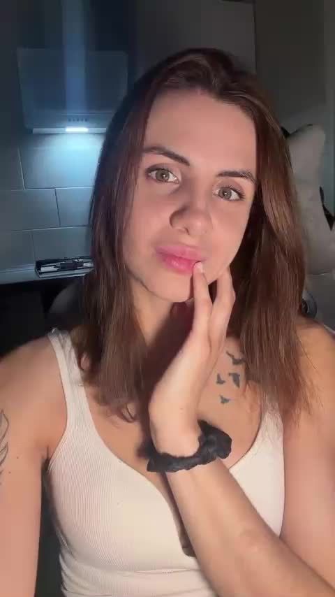 -EmilyJones- Adult Chat April 1, 2026