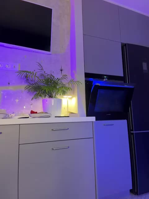 -TATUHA- Adult Chat April 2, 2026