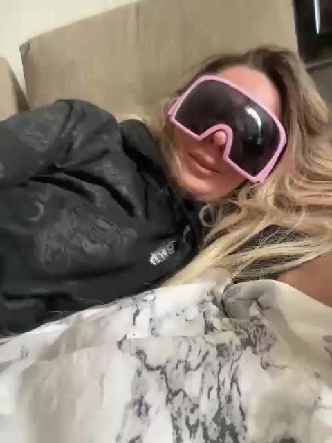 blondalina Adult Chat April 2, 2026