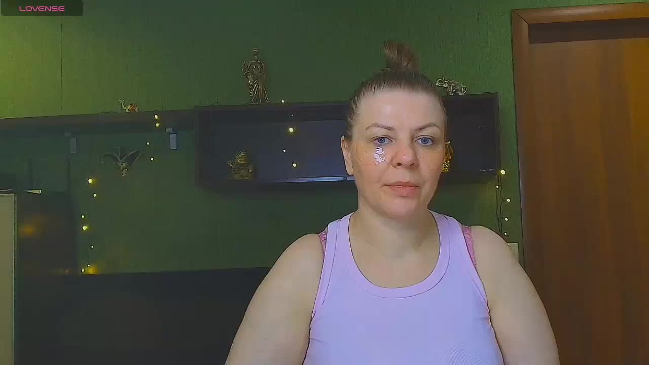 Veronika_Gold Adult Chat April 1, 2026