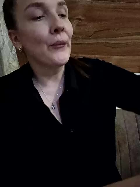 -Frida- Adult Chat April 1, 2026