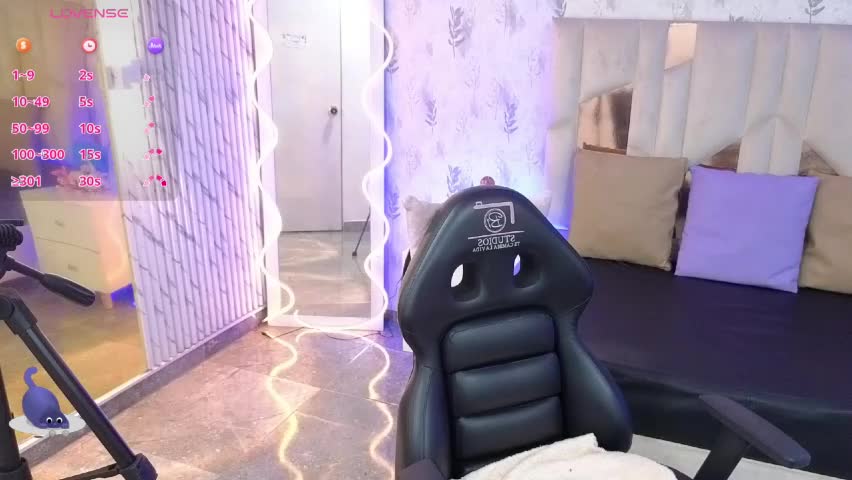 ela_tay1 Adult Chat April 2, 2026