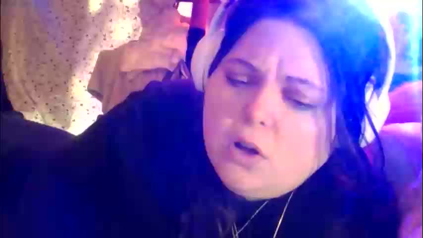 siofra Adult Chat April 2, 2026