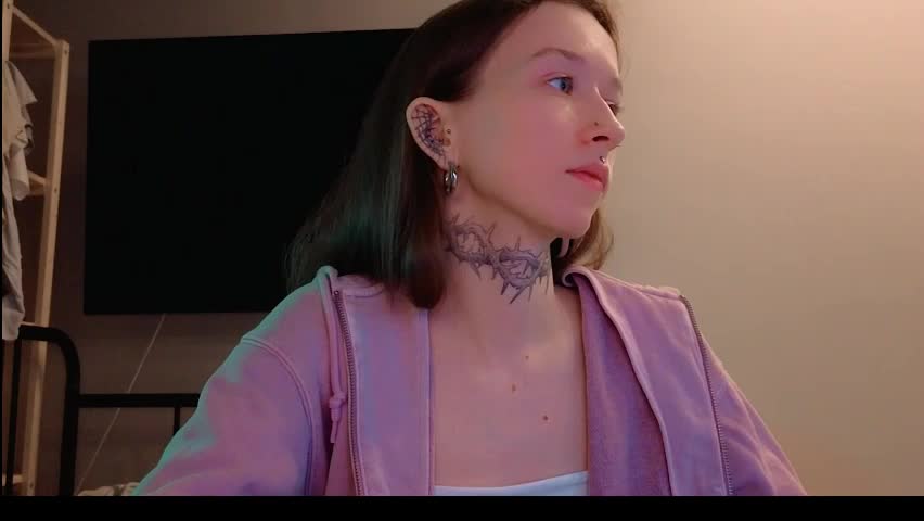 fran_bow Adult Chat April 2, 2026