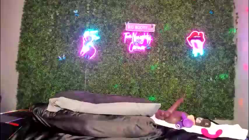 bigbuttsarena Adult Chat April 2, 2026