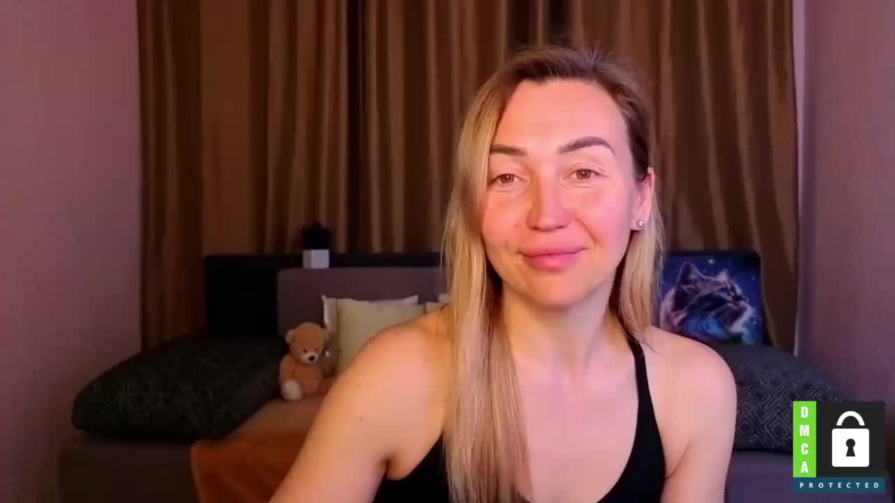 Jullyblondkiss Adult Chat April 2, 2026