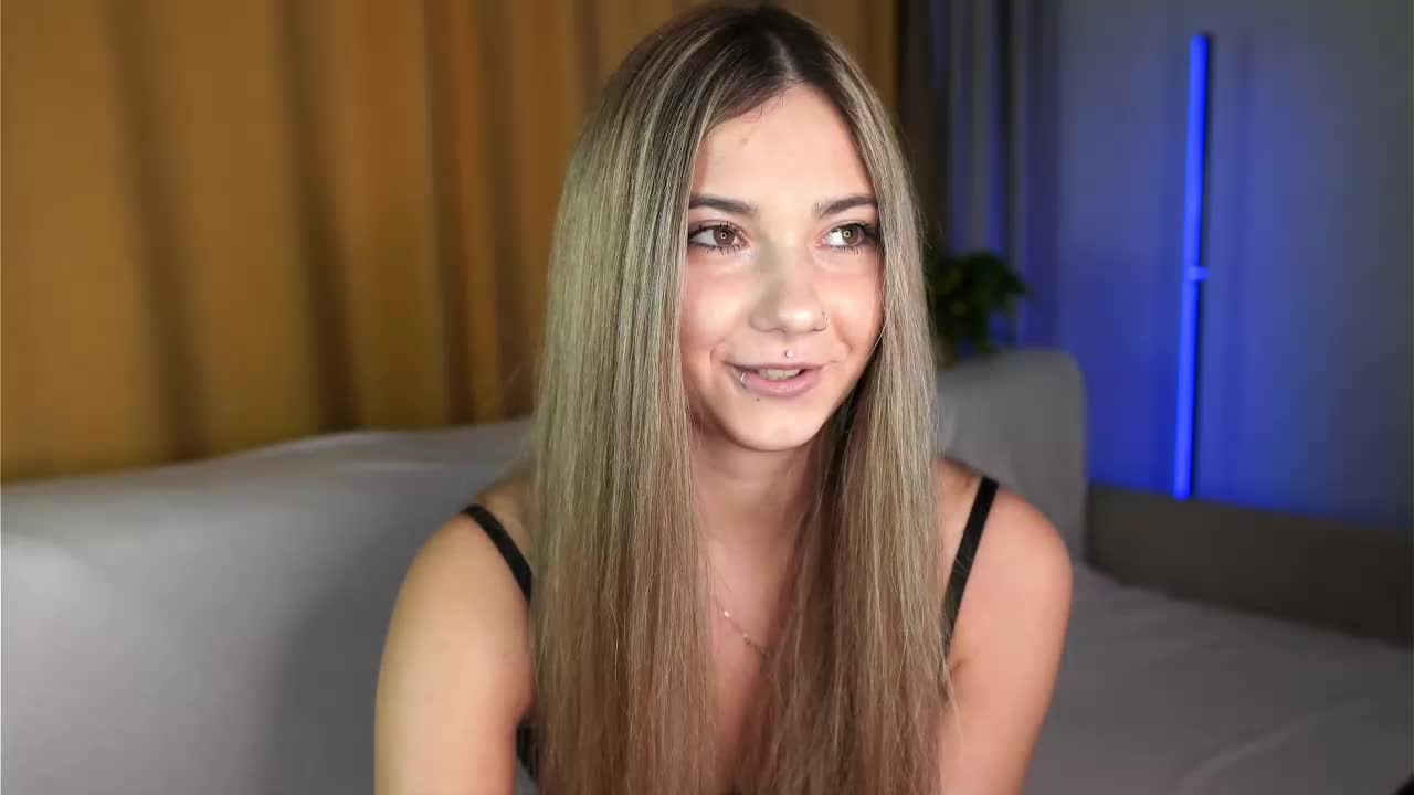 AngelinkaKitty Adult Chat April 2, 2026