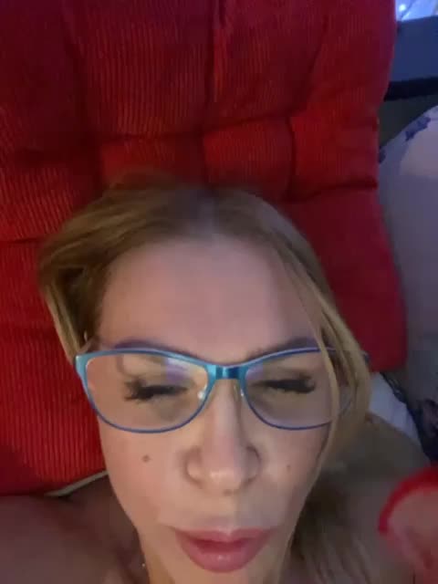 Lisa1225 Adult Chat April 2, 2026