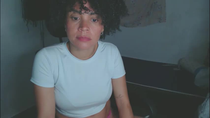 shayna_cute Adult Chat April 2, 2026