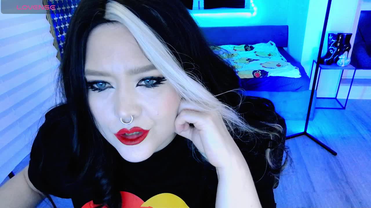 Laura-Wicked Adult Chat April 2, 2026