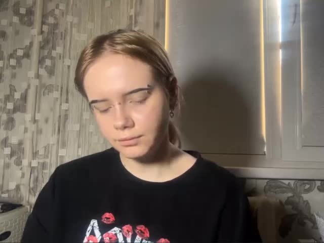 LaelVeller Adult Chat April 3, 2026